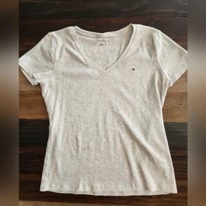 Gray V Neck Tommt Tshirt